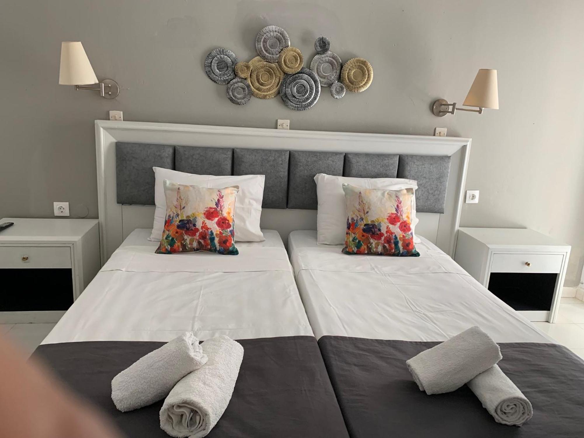 קרמסטי Alkyonides Boutique Hotel מראה חיצוני תמונה